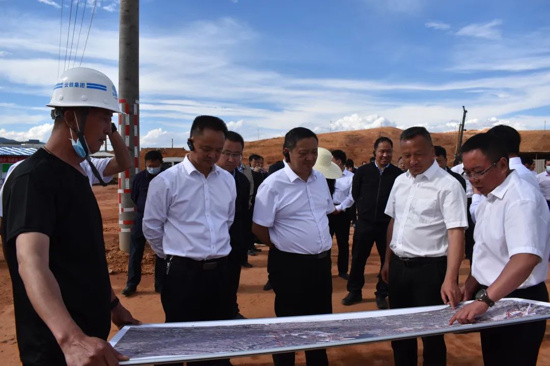 2022-05-11-杨国宗到祥云财产铁路专用线项目调研.jpg