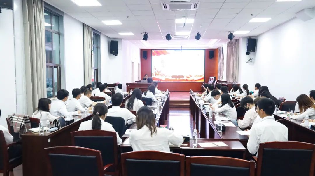 2022-05-13-【学习总书记主要讲话精神】张联红为公司青年职工教学专题团课.jpg